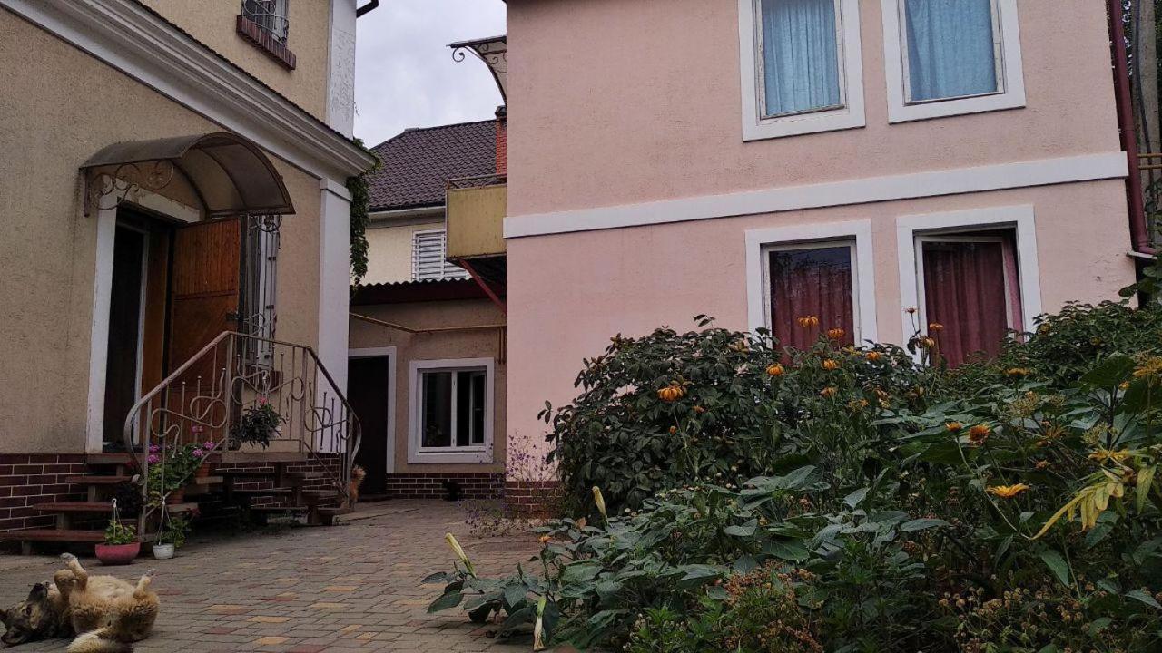 Domik U Morya Hotel Одеса Екстериор снимка